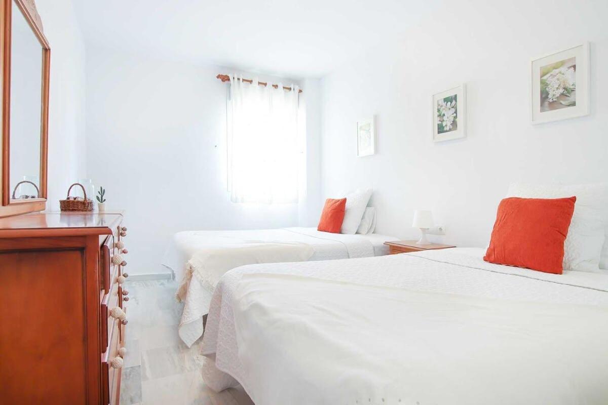Precioso Atico En Cabopino - Marbella Apartment Екстериор снимка